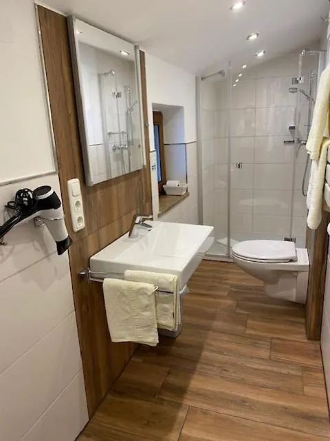 Waldgasthof Pension Baodwirt Stephanskirchen Guest house